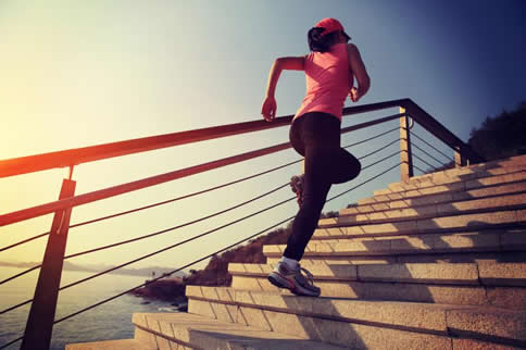 爬楼梯减肥效果怎么样 爬楼梯的动作和锻炼到的肌肉