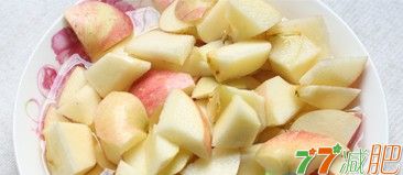 减肥营养代餐食谱：苹果蛋沙拉