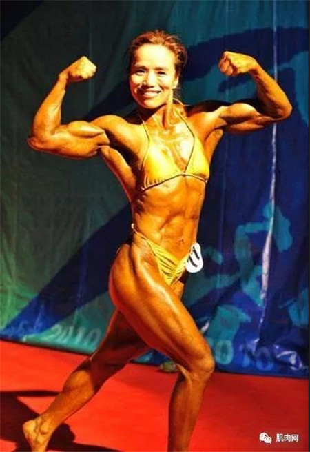 这个中国女人的肌肉腿，绝对能让男人自愧不如！